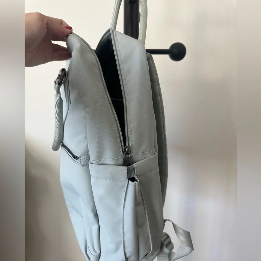 Target backpack - Picture 3 of 7